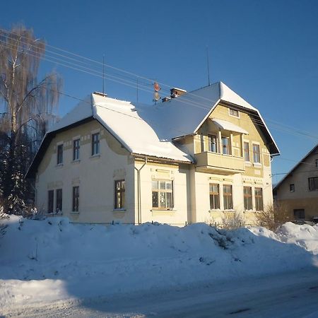 Mlade Buky 261 Apartment Exterior foto